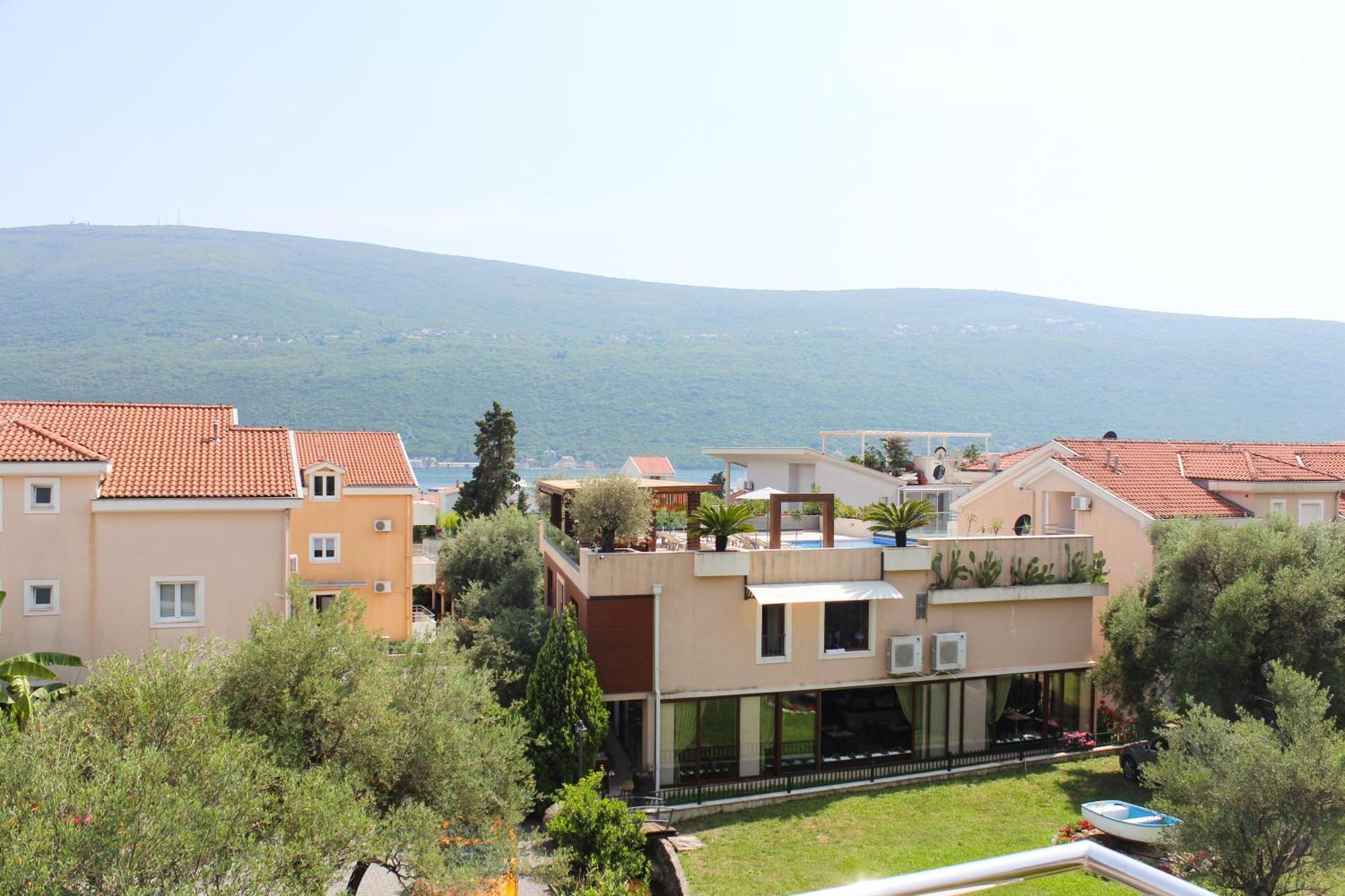 Sun Village Aparthotel Herceg Novi Bilik gambar