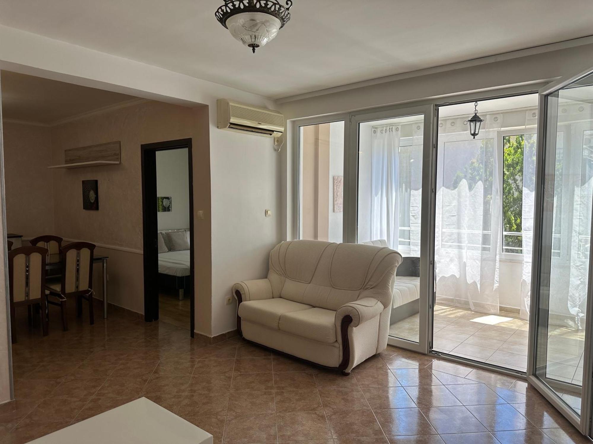 Sun Village Aparthotel Herceg Novi Bilik gambar